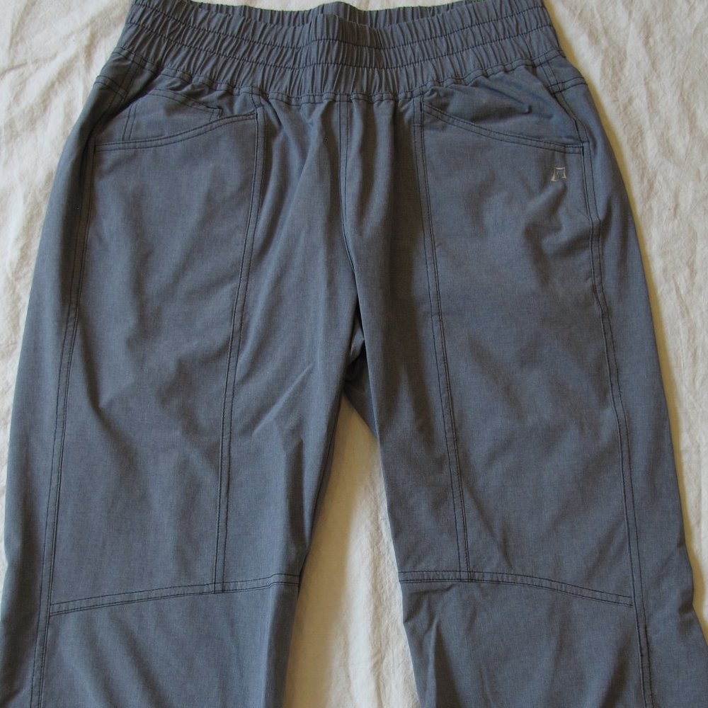 SkirtSports Skirt Sports Dakota Capri small